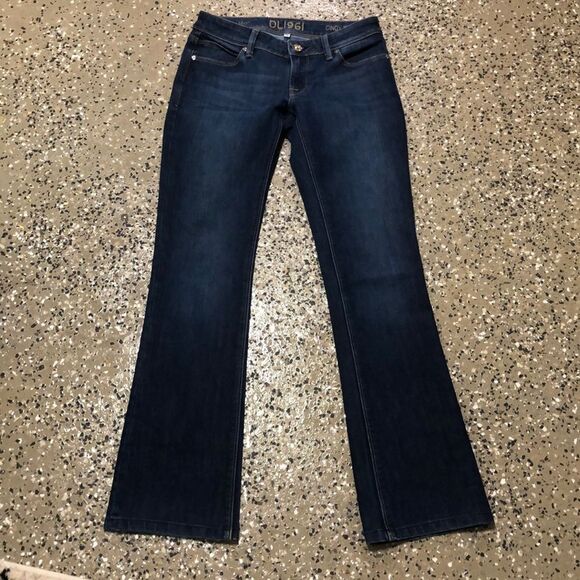 DL1961 Cindy Petite Slim Bootcut Jeans size 26 - Picture 1 of 9